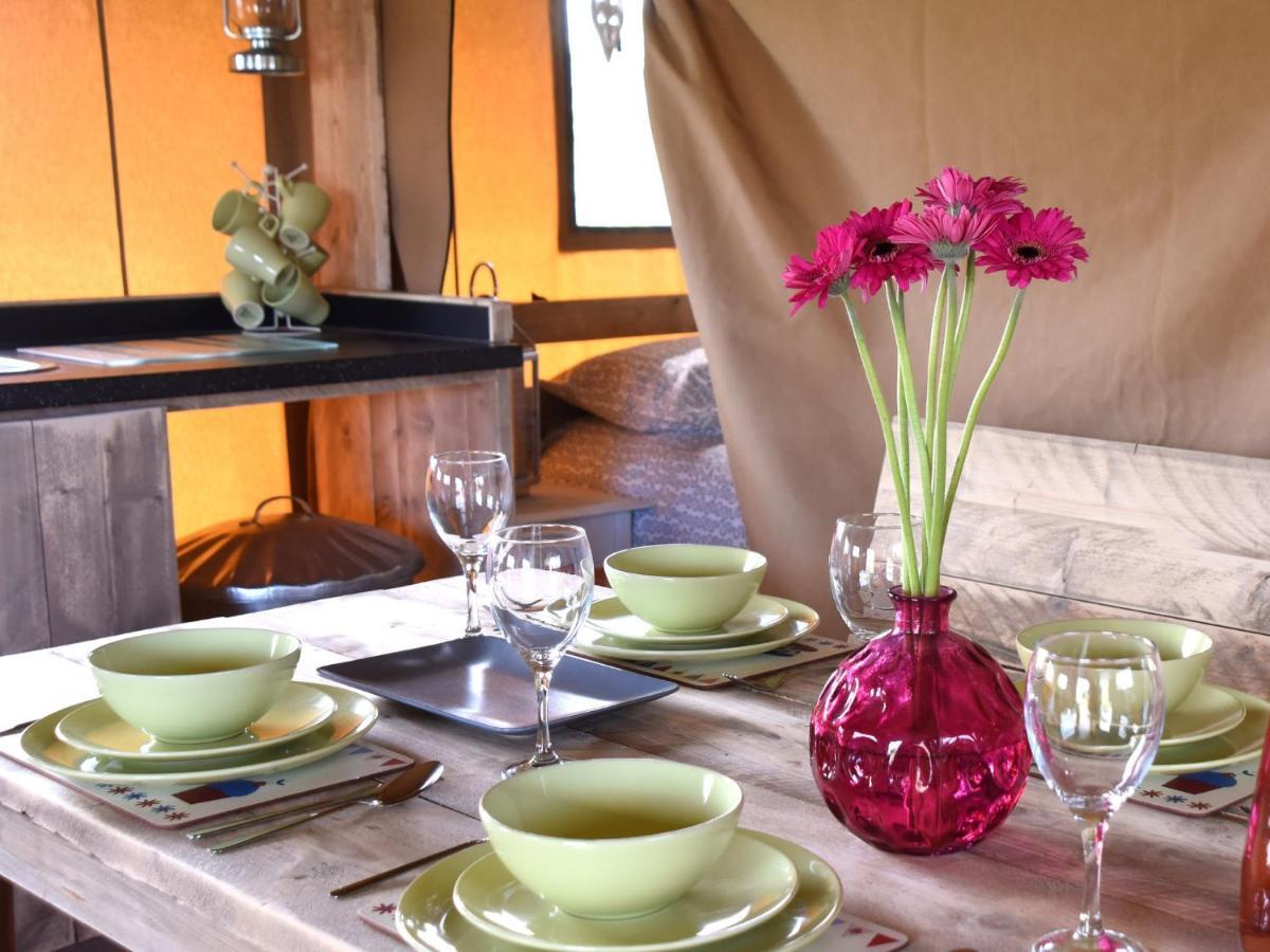 Carr's Hill Luxury Safari Tents Denny Exteriör bild